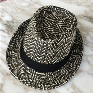 Summer hat— make an offer!